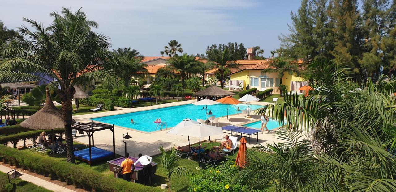 Djeliba Resort Serrekunda Exteriör bild